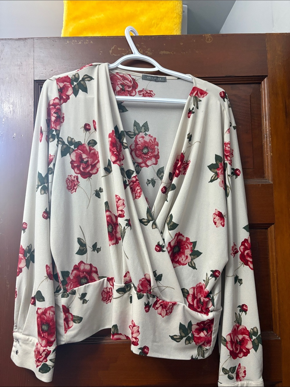 Suzy Shier Cream Floral Wrap Blouse with Pink Roses